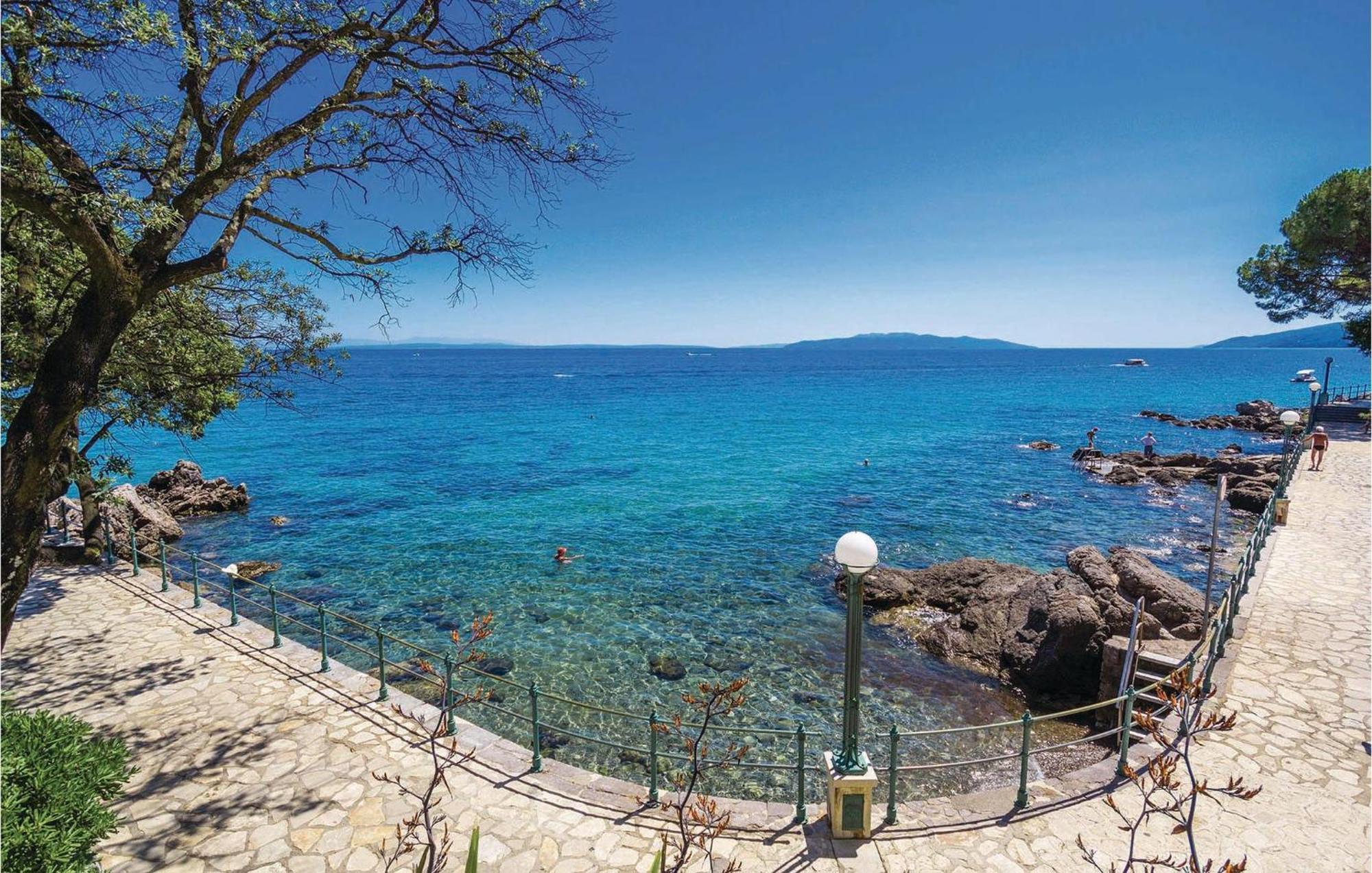 Stunning Apartment In Volosko With House Sea View Εξωτερικό φωτογραφία